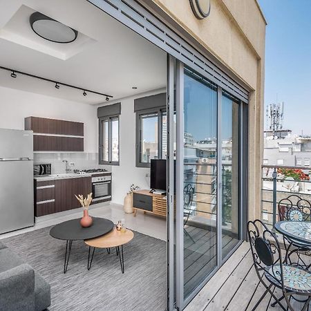 Superb 1,5 Bdr W Balcony Close To The Beach Тель-Авів Екстер'єр фото